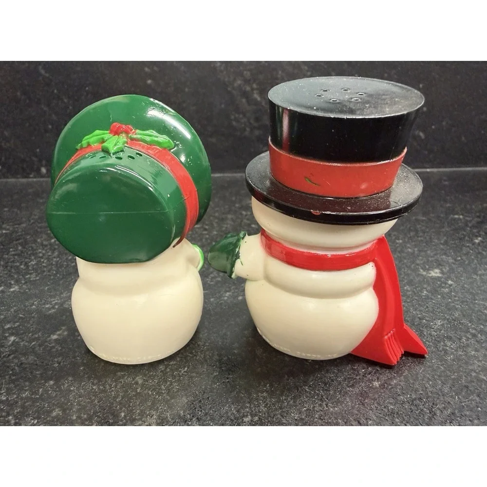 Hallmark Happy & Merry Snowman Salt Pepper Shakers NOS Original Box 3
